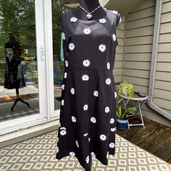 Talbots Dress - Black Embroidered - 10P - Picture 7 of 14